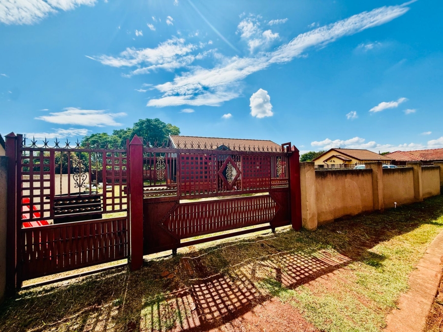 3 Bedroom Property for Sale in The Orchards Gauteng