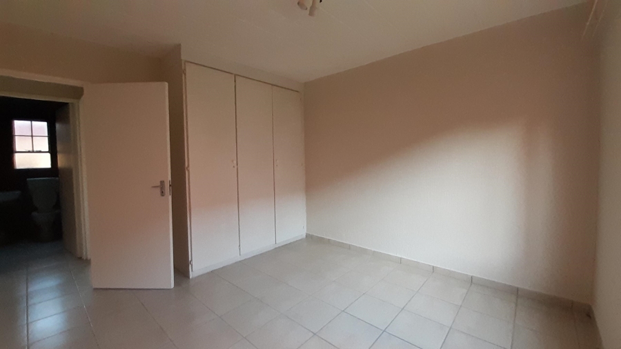 2 Bedroom Property for Sale in Meyersdal Gauteng