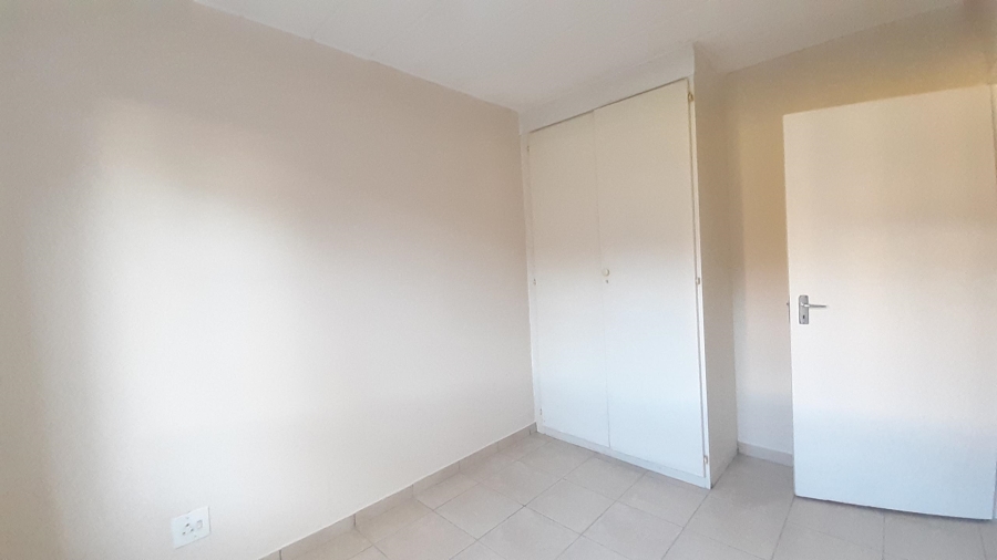 2 Bedroom Property for Sale in Meyersdal Gauteng