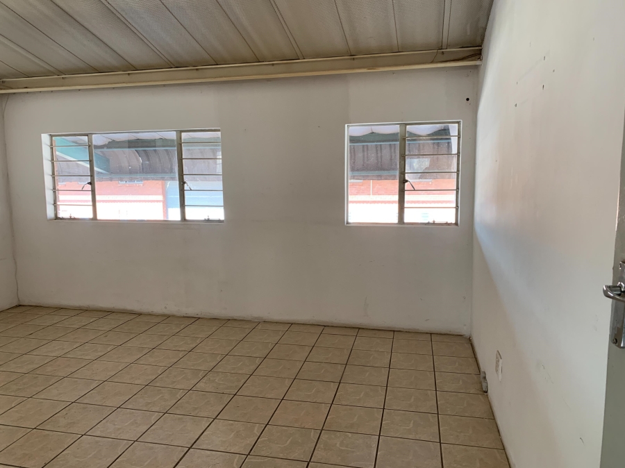 To Let Commercial Property for Rent in Hennops Park Industrial Gauteng