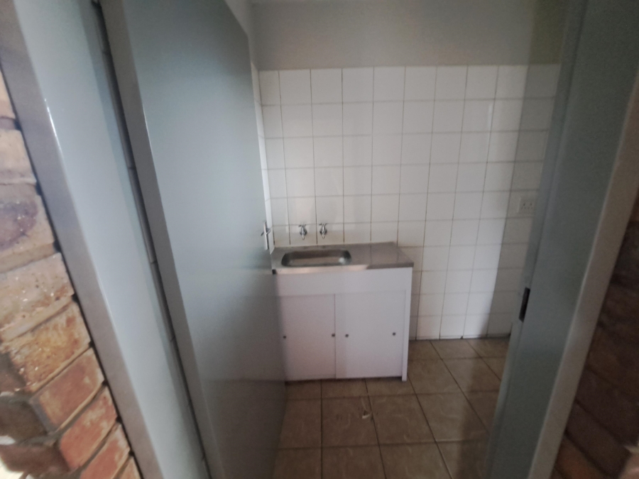To Let Commercial Property for Rent in Hennops Park Industrial Gauteng