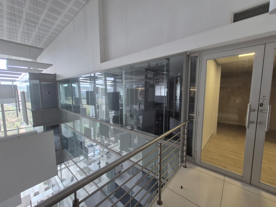 To Let Commercial Property for Rent in Die Hoewes Gauteng