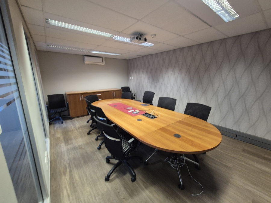 To Let Commercial Property for Rent in Die Hoewes Gauteng