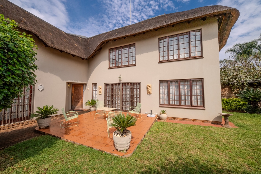5 Bedroom Property for Sale in Doornpoort Gauteng