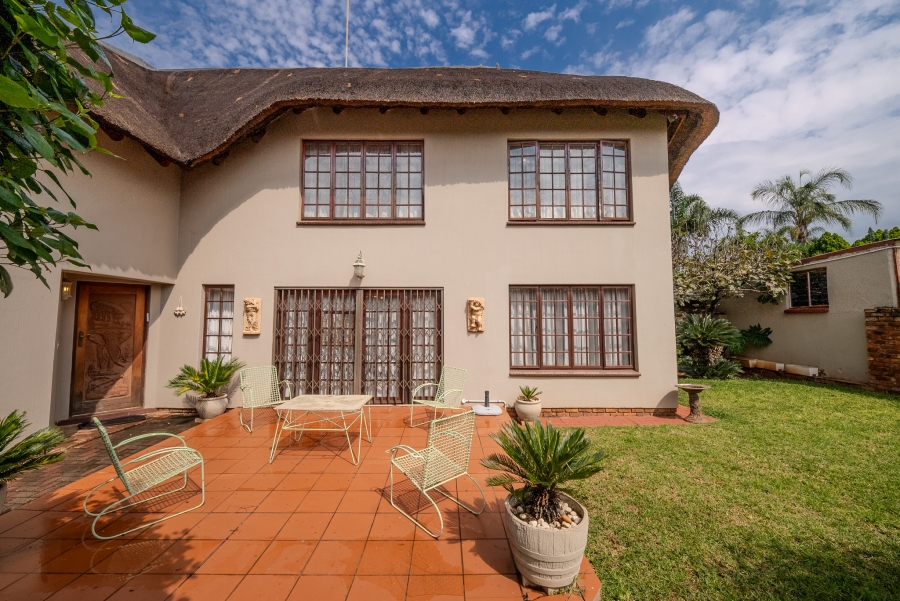 5 Bedroom Property for Sale in Doornpoort Gauteng