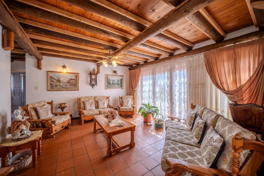 5 Bedroom Property for Sale in Doornpoort Gauteng