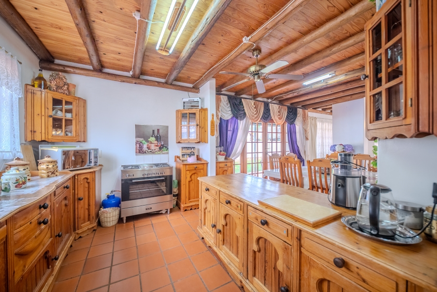 5 Bedroom Property for Sale in Doornpoort Gauteng