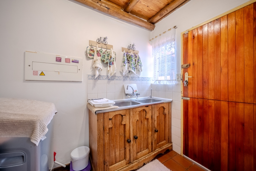 5 Bedroom Property for Sale in Doornpoort Gauteng