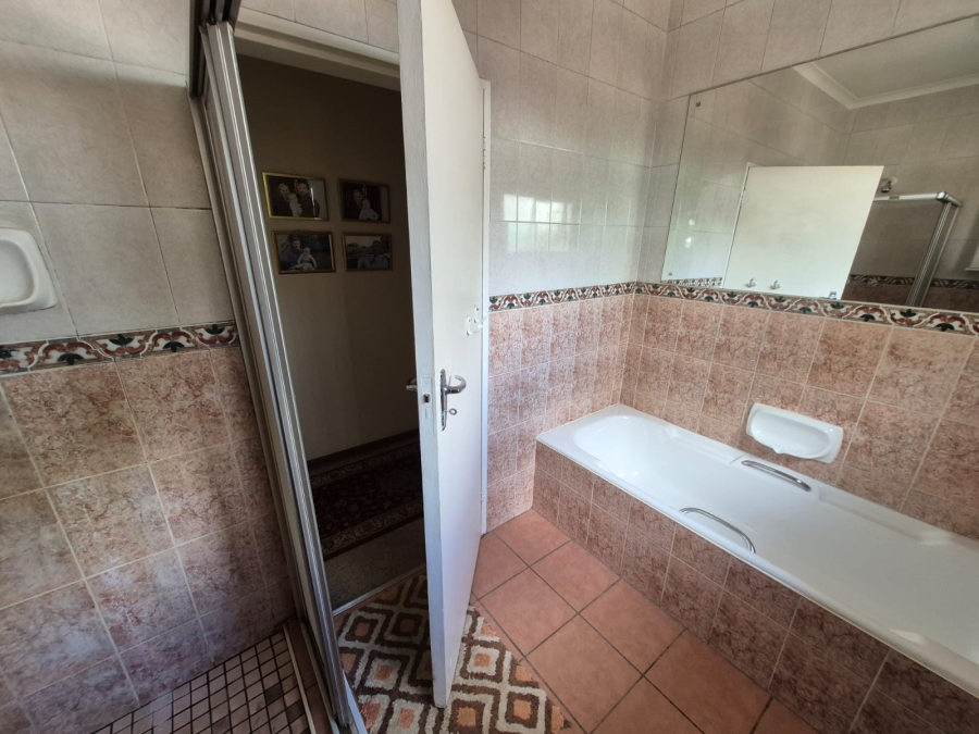 4 Bedroom Property for Sale in Lynnwood Glen Gauteng