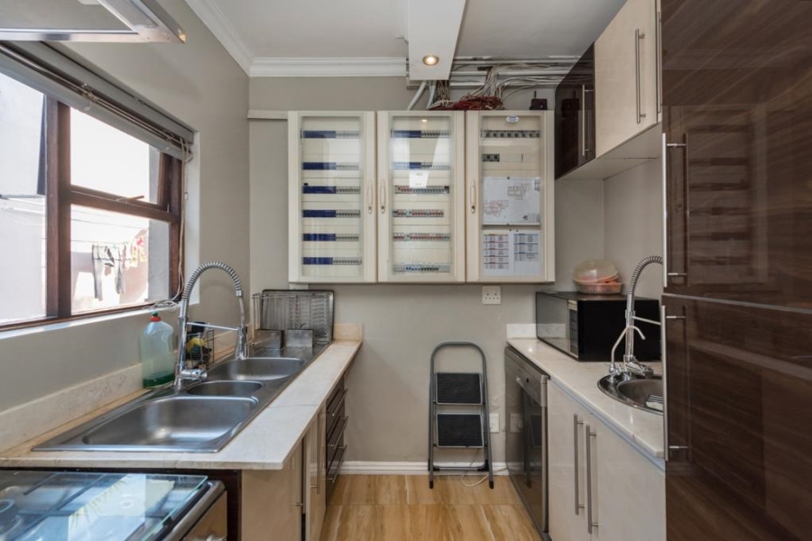 5 Bedroom Property for Sale in Strathavon Gauteng