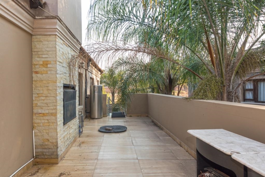 5 Bedroom Property for Sale in Strathavon Gauteng