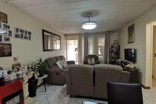 3 Bedroom Property for Sale in Oakdene Gauteng