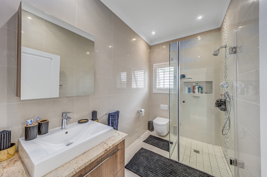 5 Bedroom Property for Sale in Kyalami Estates Gauteng