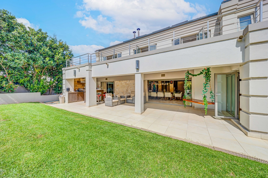 5 Bedroom Property for Sale in Kyalami Estates Gauteng