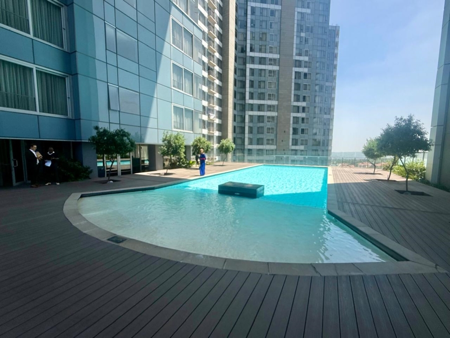 To Let 1 Bedroom Property for Rent in Benmore Gardens Gauteng