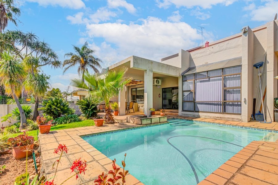 3 Bedroom Property for Sale in Edenburg Gauteng