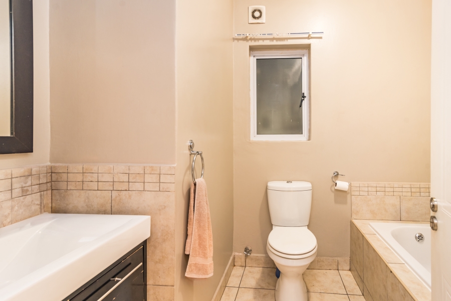 2 Bedroom Property for Sale in Ferndale Gauteng