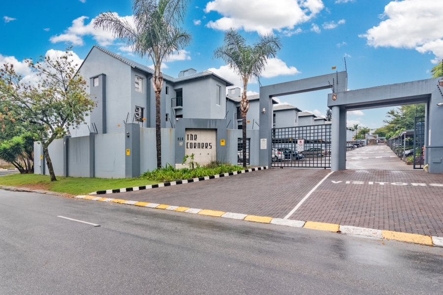 2 Bedroom Property for Sale in Ferndale Gauteng