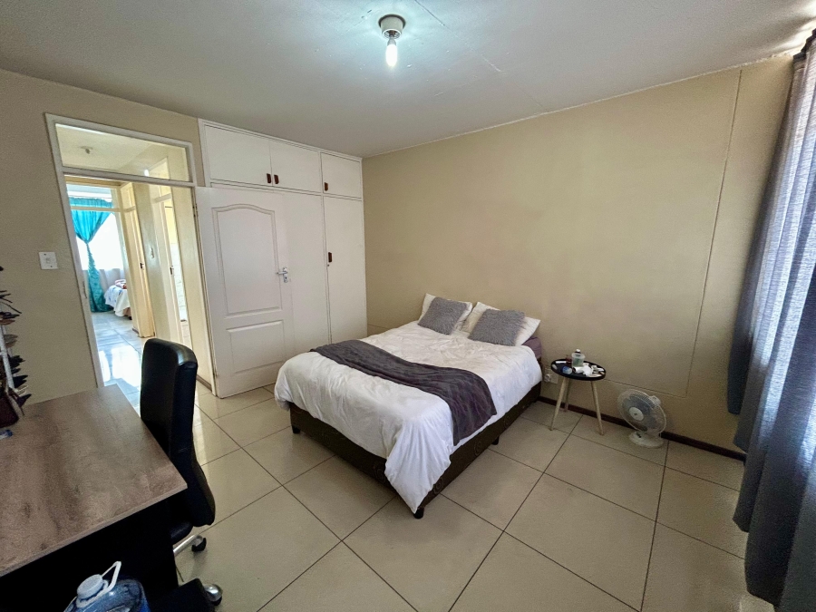 3 Bedroom Property for Sale in Sunnyside Gauteng