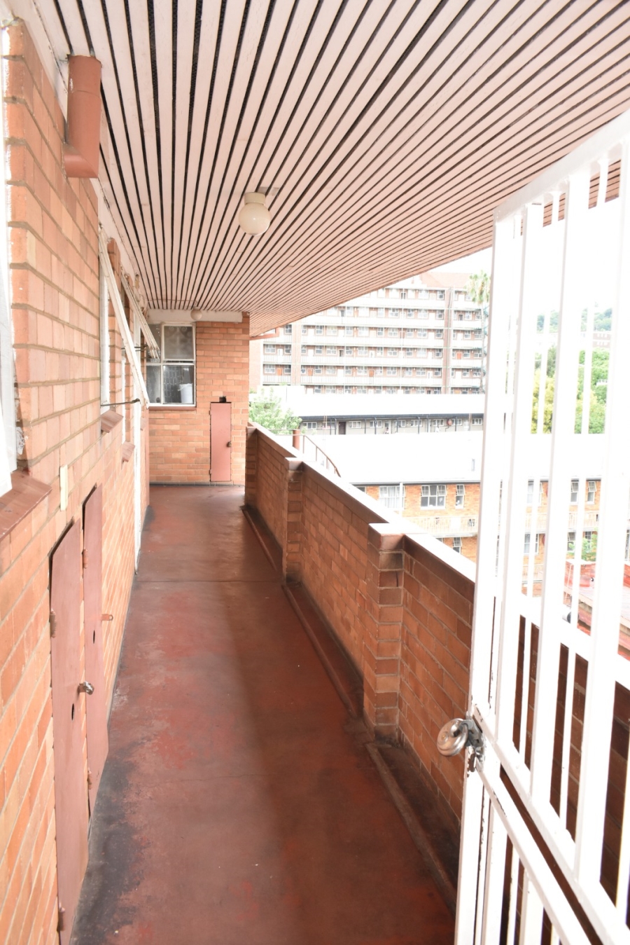 1 Bedroom Property for Sale in Sunnyside Gauteng