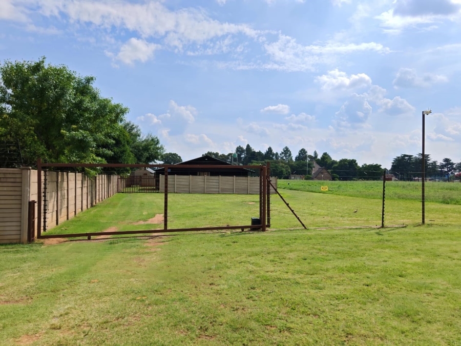 3 Bedroom Property for Sale in Buyscelia Gauteng