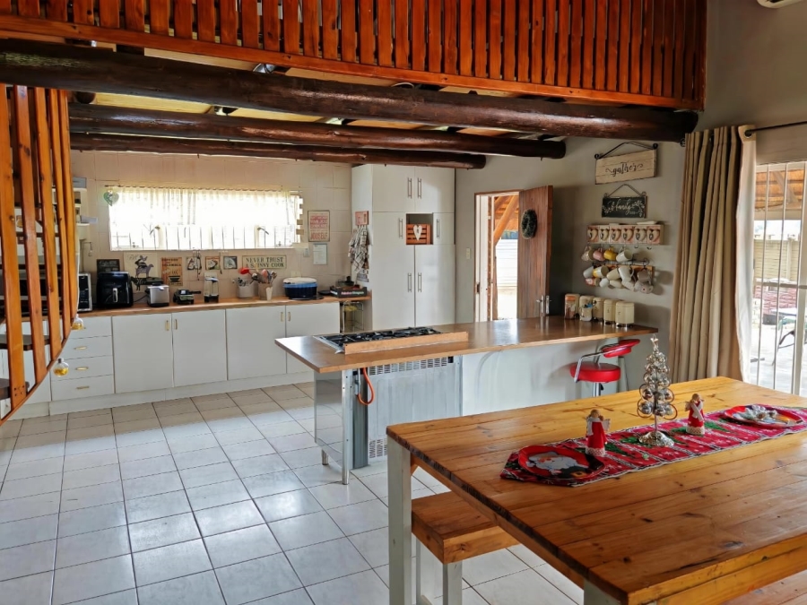 3 Bedroom Property for Sale in Buyscelia Gauteng