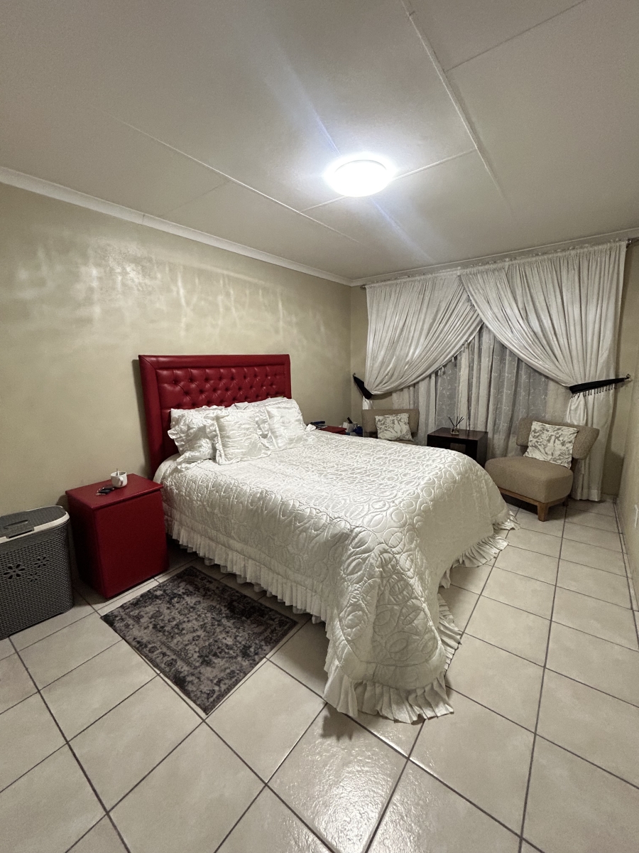 2 Bedroom Property for Sale in Rynfield Gauteng