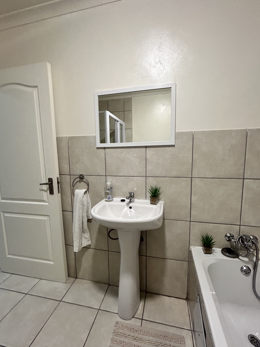 2 Bedroom Property for Sale in Rynfield Gauteng