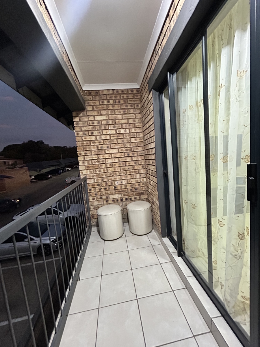 2 Bedroom Property for Sale in Rynfield Gauteng