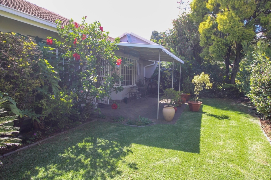 2 Bedroom Property for Sale in Bryanston Gauteng