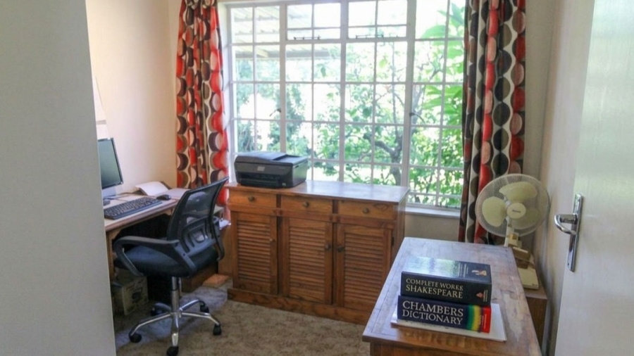 2 Bedroom Property for Sale in Bryanston Gauteng