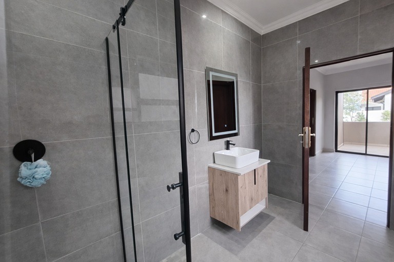 3 Bedroom Property for Sale in Midstream Estate Gauteng