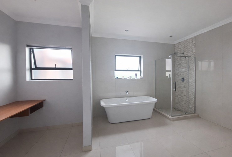 3 Bedroom Property for Sale in Midstream Estate Gauteng