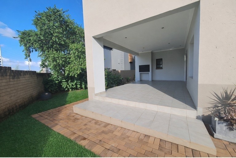 3 Bedroom Property for Sale in Midstream Estate Gauteng