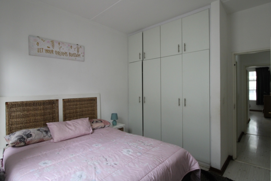 To Let 2 Bedroom Property for Rent in Bryanston Gauteng