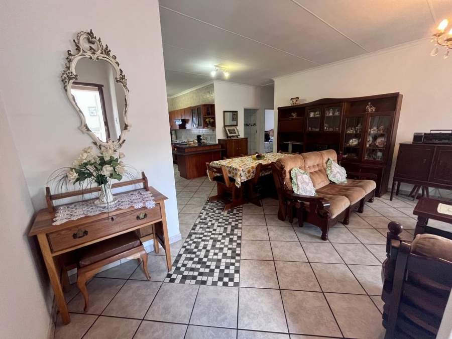 2 Bedroom Property for Sale in Vanderbijlpark SE 2 Gauteng