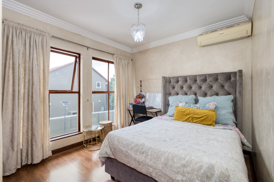 3 Bedroom Property for Sale in Fourways Gauteng