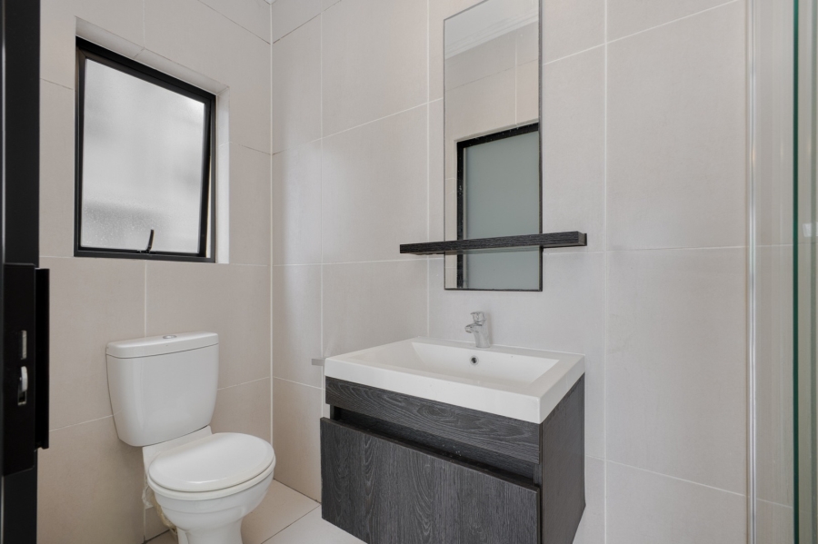 2 Bedroom Property for Sale in Fourways Gauteng