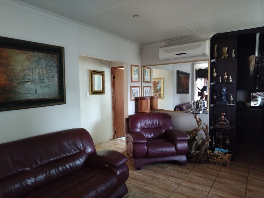 6 Bedroom Property for Sale in Vanderbijlpark SE 1 Gauteng