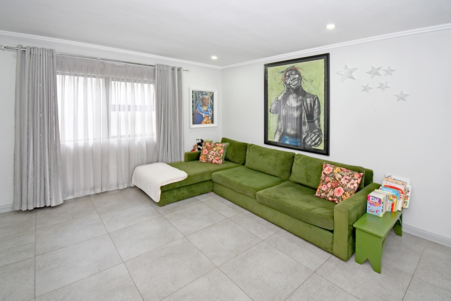 3 Bedroom Property for Sale in Broadacres Gauteng