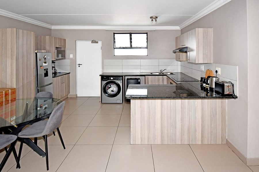 2 Bedroom Property for Sale in Broadacres Gauteng