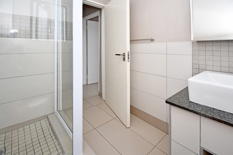 2 Bedroom Property for Sale in Broadacres Gauteng