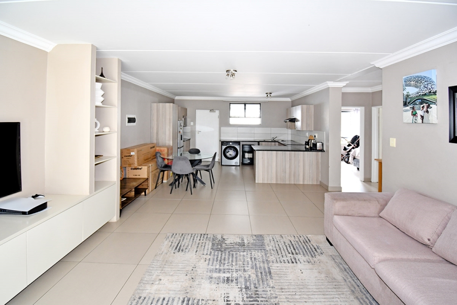 2 Bedroom Property for Sale in Broadacres Gauteng