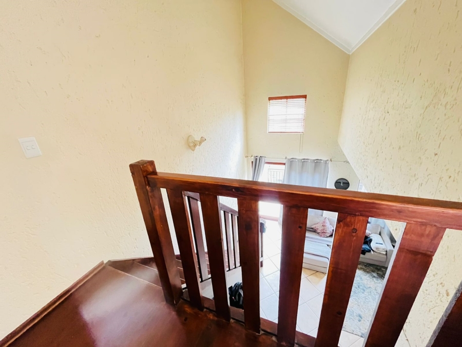 1 Bedroom Property for Sale in Pineslopes Gauteng