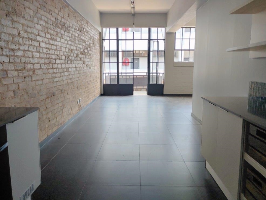 To Let 1 Bedroom Property for Rent in Braamfontein Gauteng
