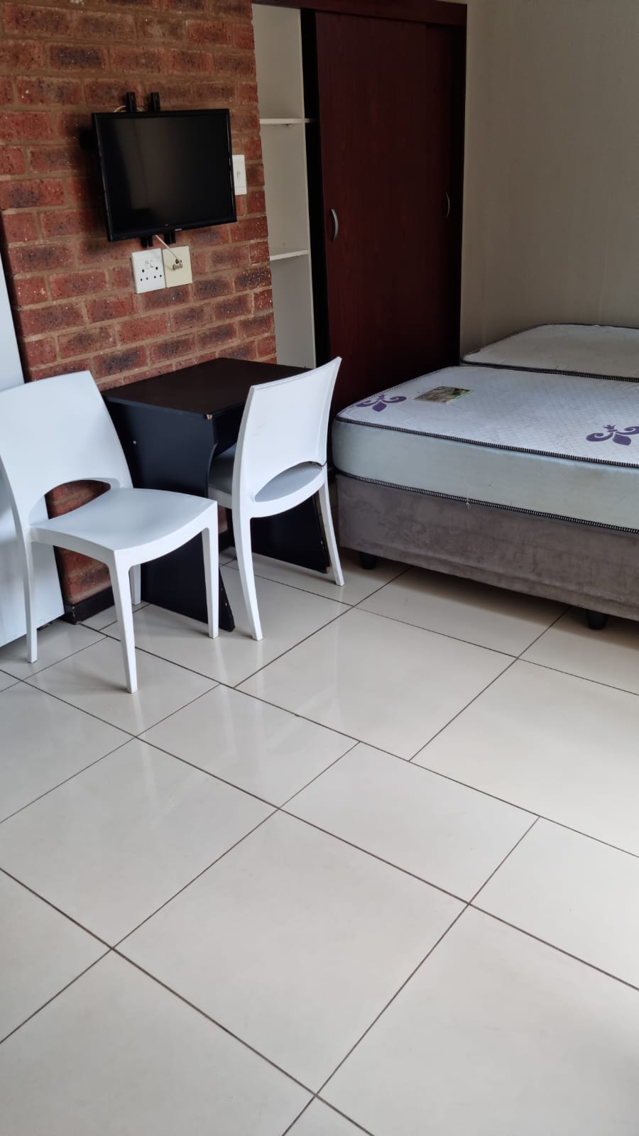 To Let 1 Bedroom Property for Rent in Braamfontein Gauteng