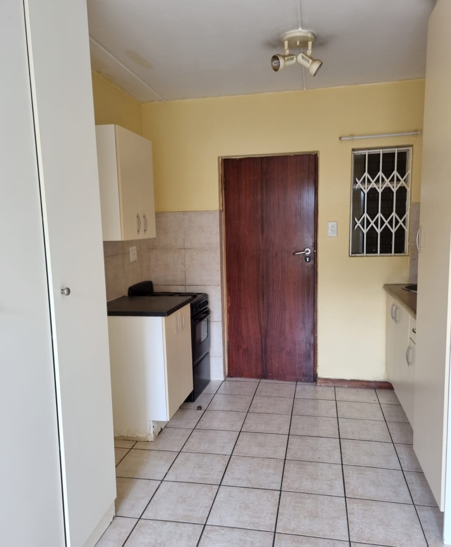 To Let 1 Bedroom Property for Rent in Auckland Park Gauteng