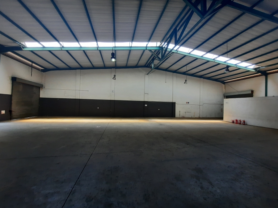 To Let Commercial Property for Rent in Robertville Gauteng