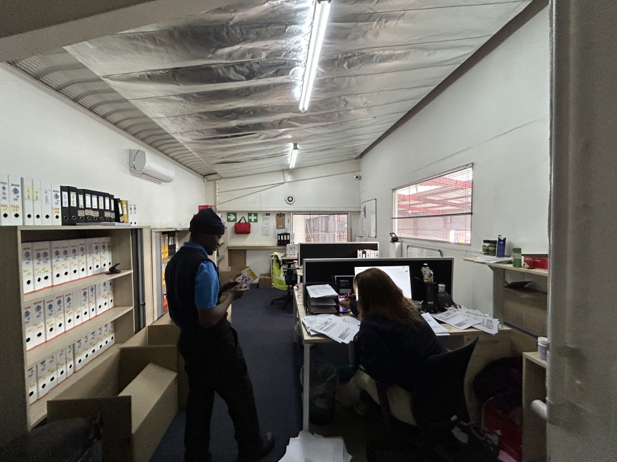 To Let Commercial Property for Rent in Jet Park Gauteng