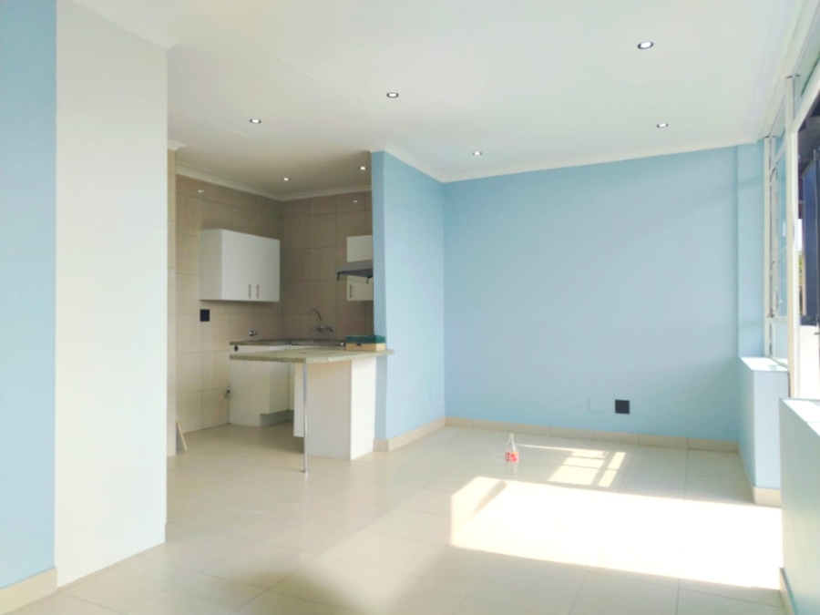 To Let 1 Bedroom Property for Rent in Helderkruin Gauteng